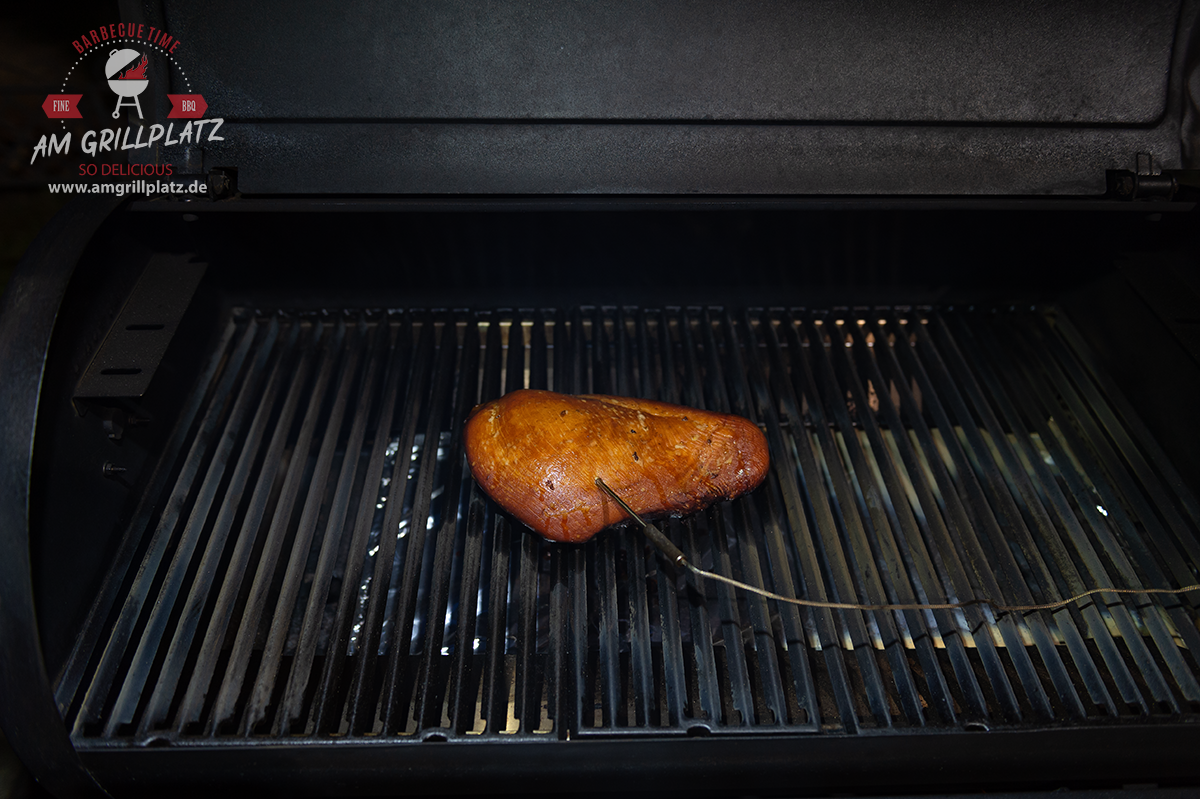 Marinierte geräucherte Putenbrust - Am Grillplatz - BBQ &amp; Grillrezepte