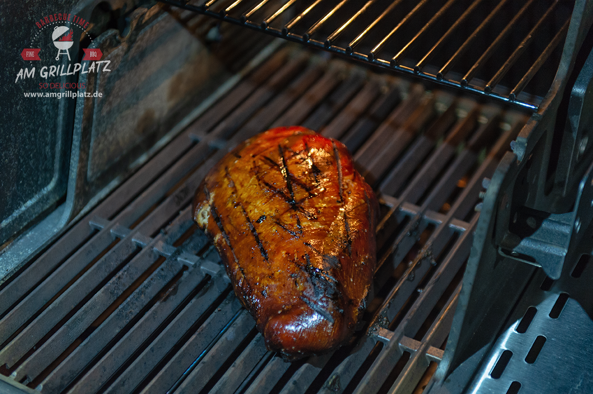 Marinierte geräucherte Putenbrust - Am Grillplatz - BBQ &amp; Grillrezepte