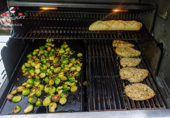 Hähnchenbrust im Parmesanmantel und gegrilltem Rosenkohl - Am ...