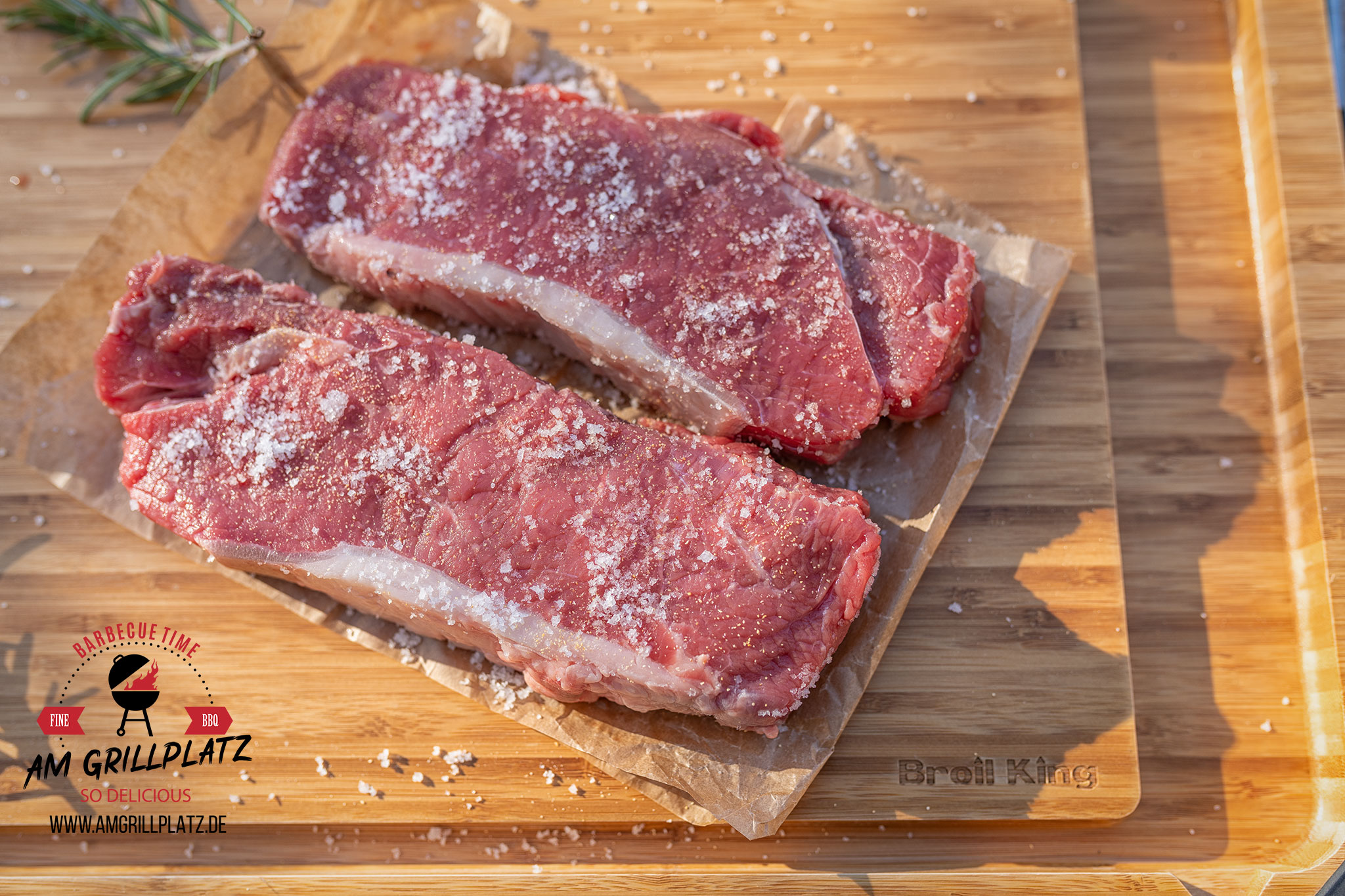 Rumpsteak mit Champignon-Sahnesauce - Am Grillplatz - BBQ &amp; Grillrezepte